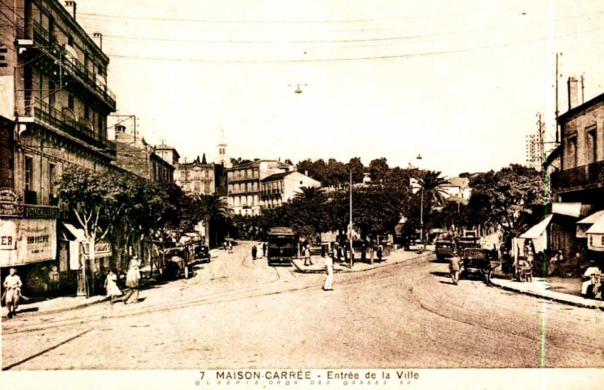 Maison-Carree - Entree de la Ville.jpg